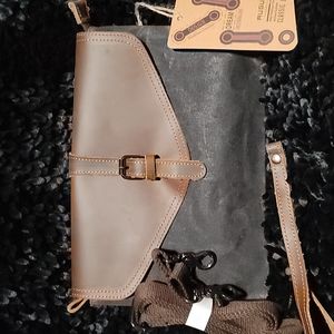 Mens Clutch/Tablet/Personal Item Bag Leather and Waterproof Canvas NWOT